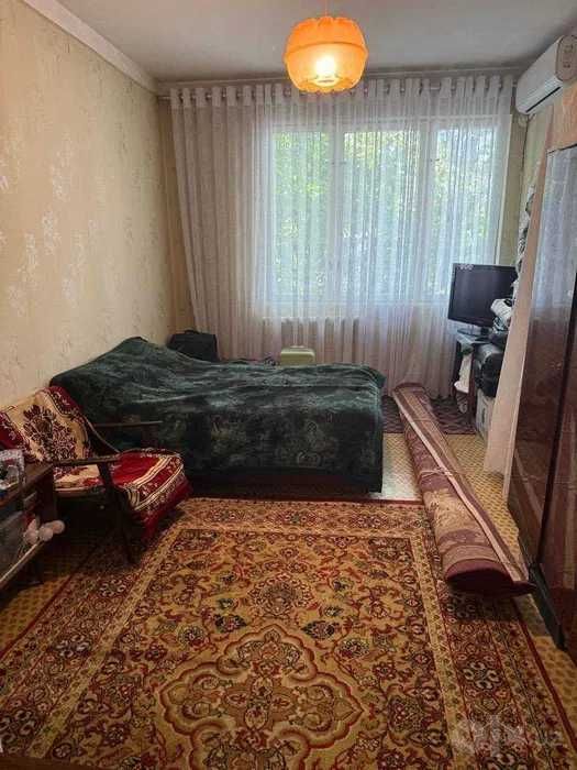 Продается квартира, Чиланзар 6 квартал, 1-линия