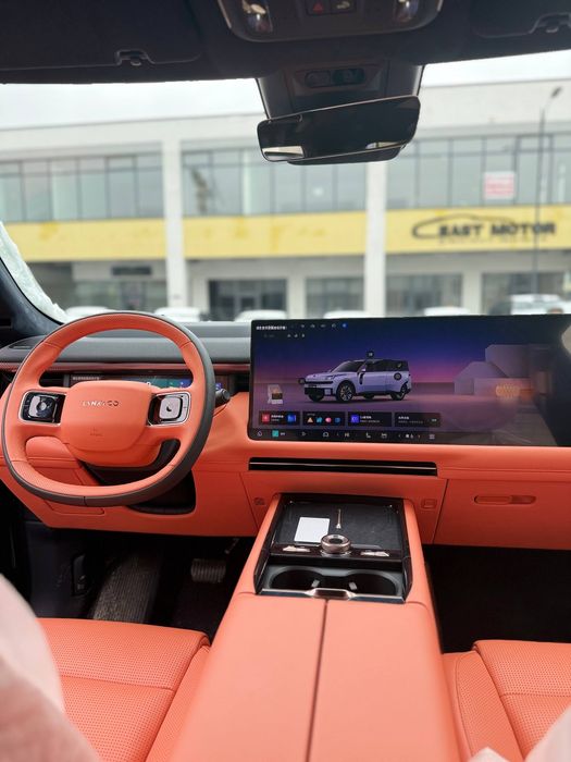 LynCo 900 Emp nalichida bor 2 turbo eng fuli