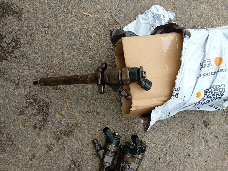 Vand catalizator e5 +  injectoare ford focus 2009