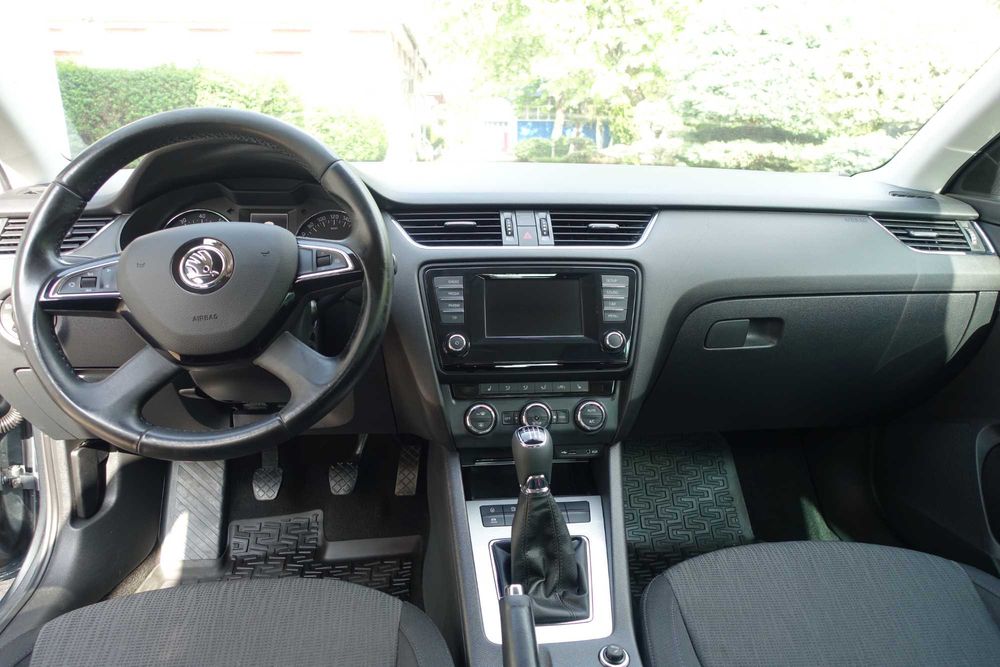 SKODA Octavia 2015 — imagine 5