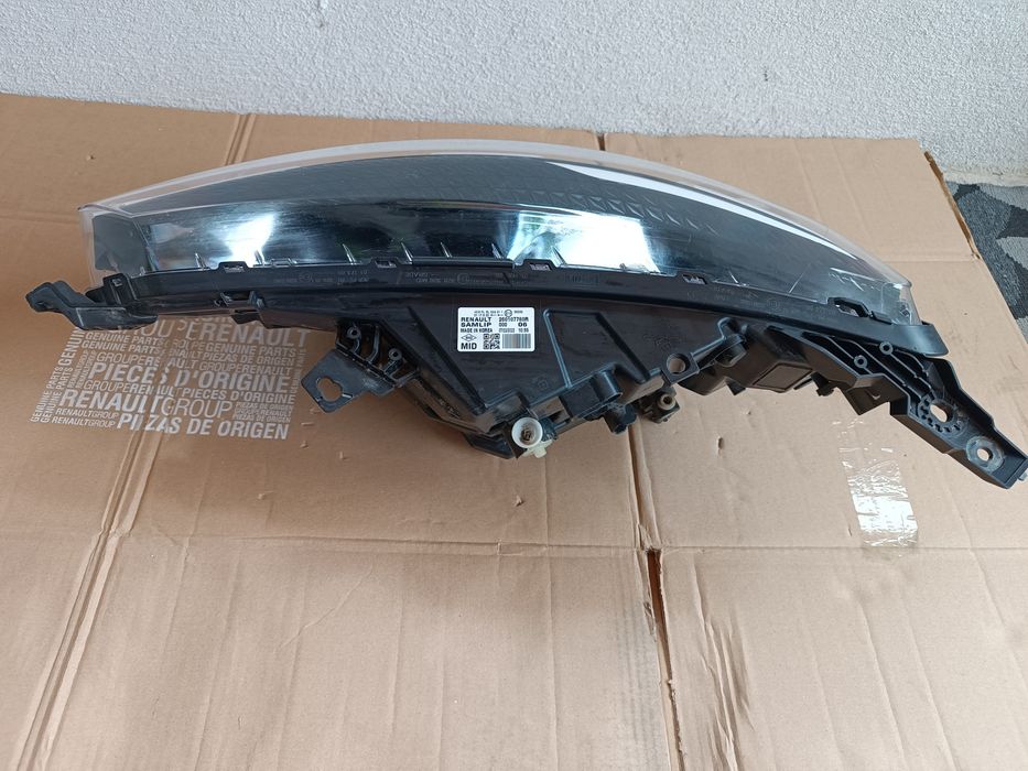 Far dreapta Renault Arkana