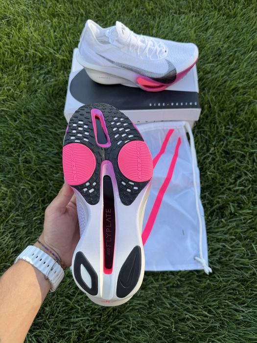 Nike Air Zoom Alphafly NEXT% disponibil in 2 culori