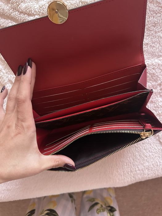 Продам кошелек.