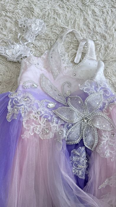 Детское нарядное платье на девочку