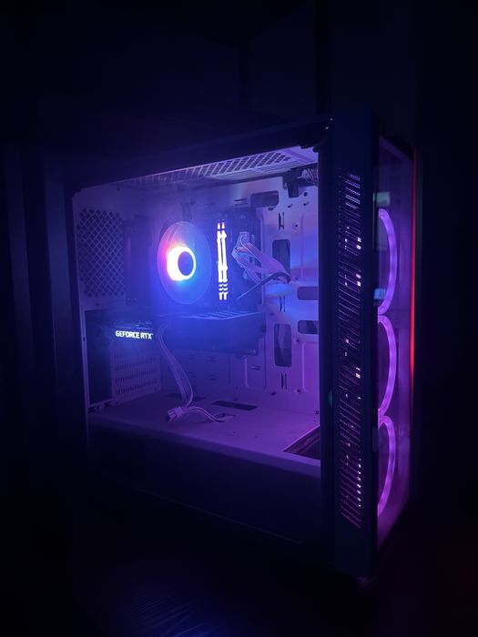 Продаю комплект Пк + Монитор + мышка + наушники