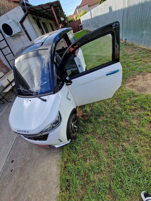Masina electrica S1 ARORA, 2000W, 25km/h, nu necesita permis, Alb