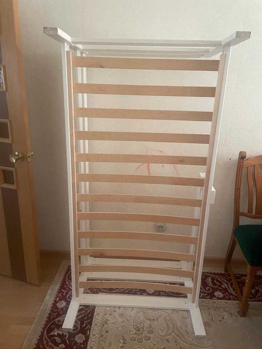 Детская кровать белая