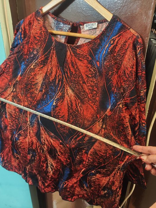 Bluza dama purtata la o ocazie merge la xxl
