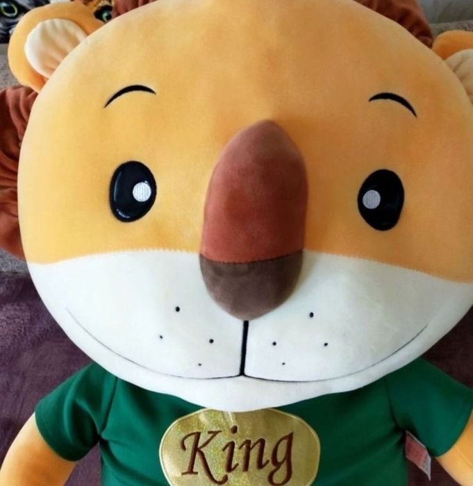 Игрушка-подушка лев