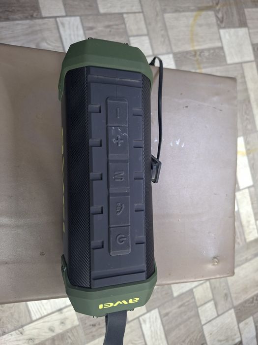 AWEI музыкалный калонка продам срочно