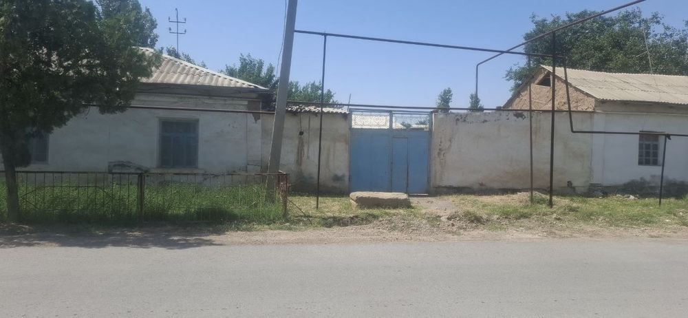 24 so‘tixli Uy sotiladi qarshida
