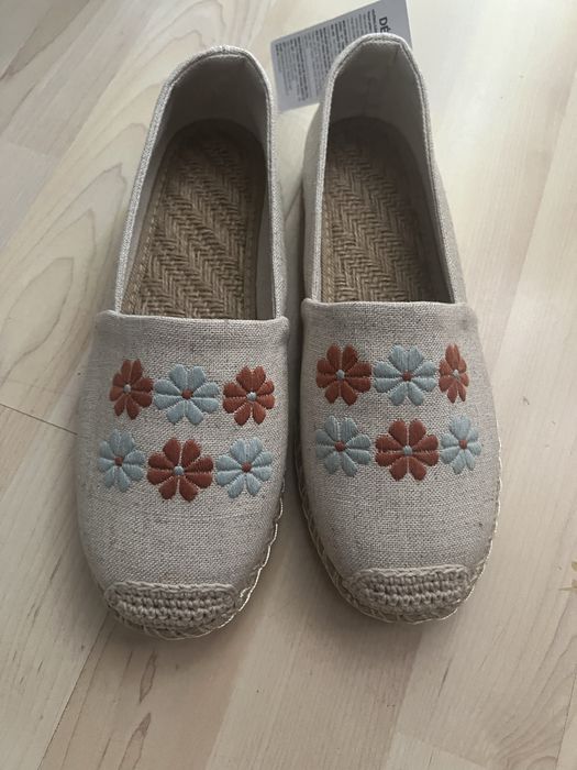 Женские мокасины