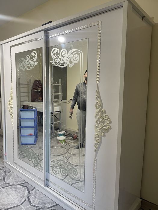 De vanzare 1100 de lei pret negociabil