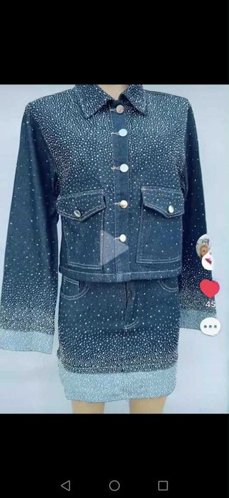 Бяла рокля -л размер