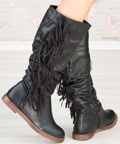 Cizme negre, 2 modele