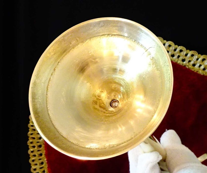 Бронзова стояща закачалка,бронзова стойка