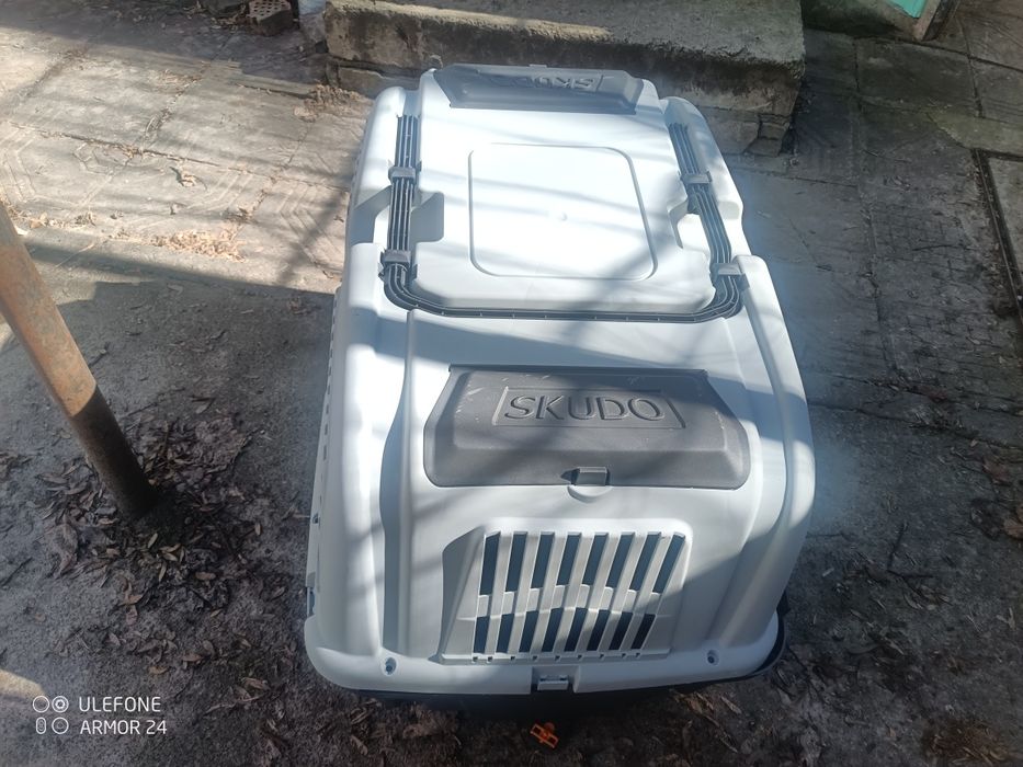 Транспортна клетка за домашни любимци