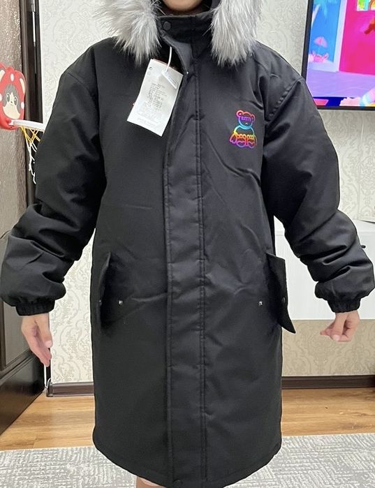 Продам зимний пуховик на девочку