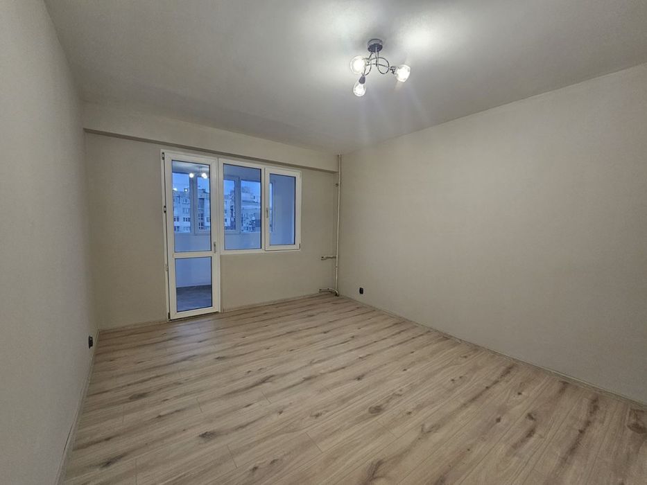 Тристаен апартамент след основен ремонт! Изцяло южен!