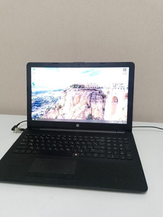 Ноутбук 2,5ghz 8/1000гб