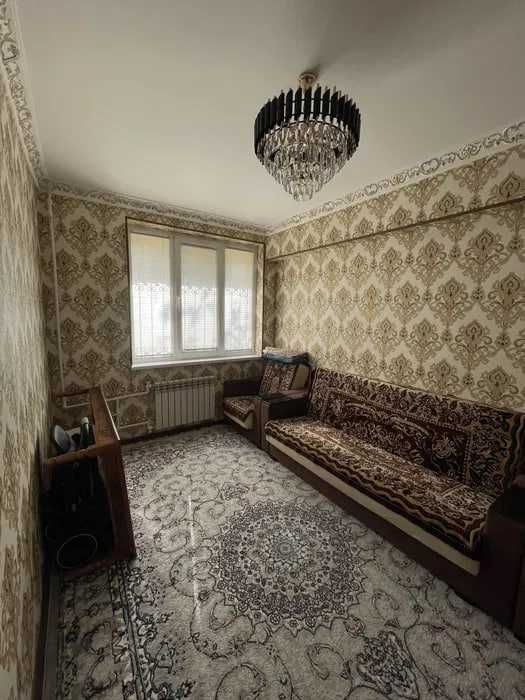 Продаётся  !!! Просторный  уютный 2хкомнатный квартира в Каракамиш2/4