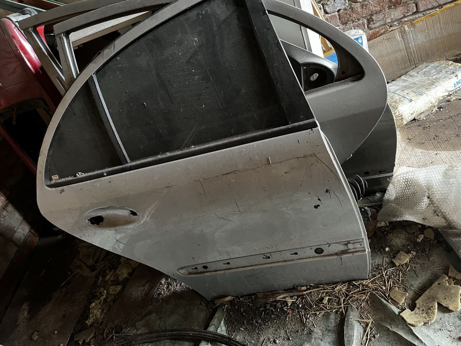 3 Двери mercedes w211