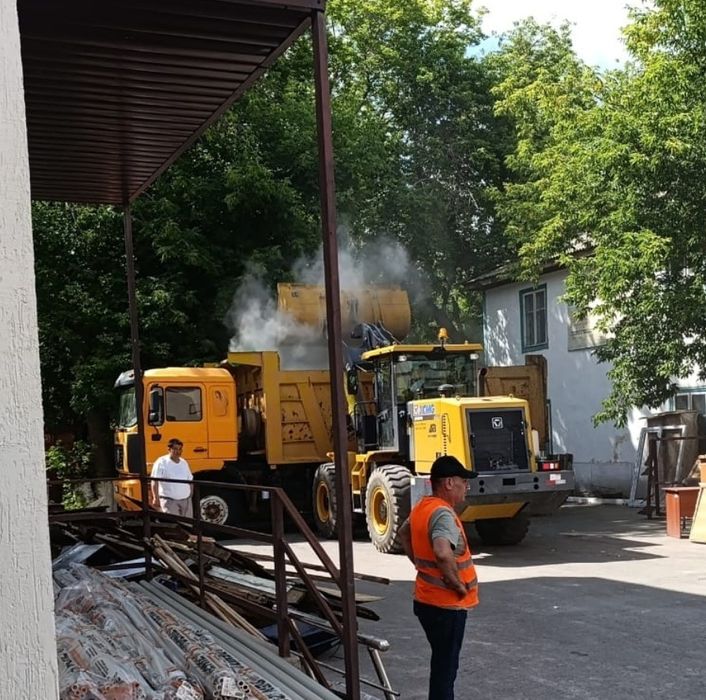 Вывоз мусора услуги самосвала