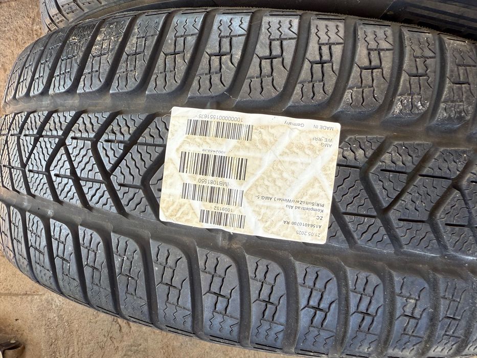 235 45 19 Pirelli