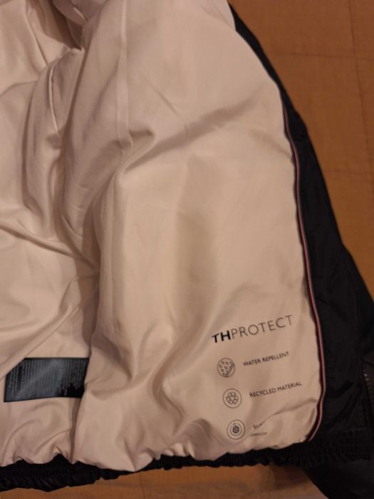 Зимно яке Tommy Hilfiger размер 176