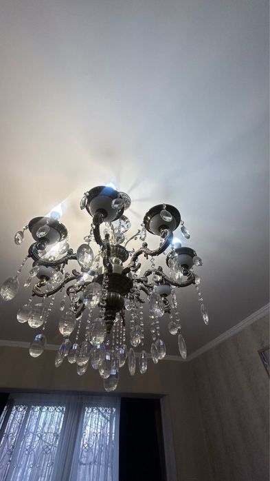 Продается люстра в отличном состоянии
