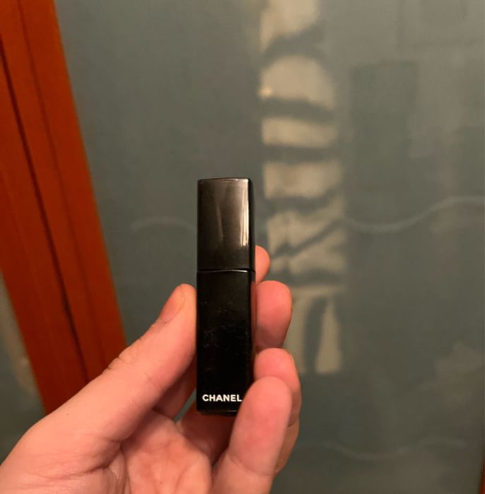 Червила на Chanel,Armani,Givency Глос за устни