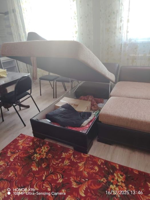 Продам срочно диван