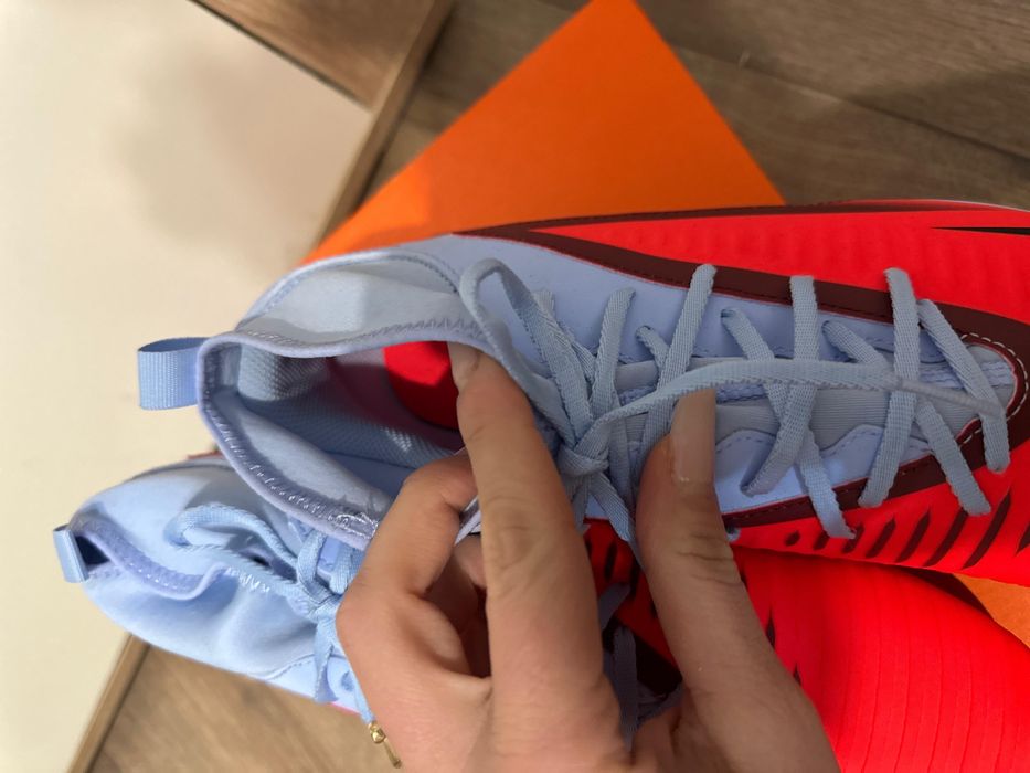 Ghete Fotbal Nike Phantom 6 High Club noi M44