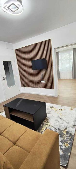 Дава се под наем Многостаен апартамент в Пловдив, Христо Смирненски - 1000 кв.м за 997.05 € - Снимка #3