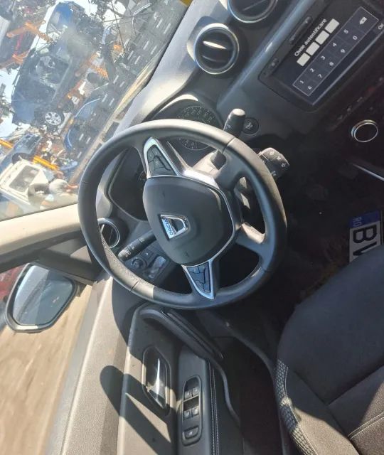 usa portiera stanga dreapta fata spate amortizor telescop stanga dreapta fata spate calaret etrier brat fuzeta  Dacia Duster 2  2020 motor 1.5 dci 116cp k9k.874 dezmembrez