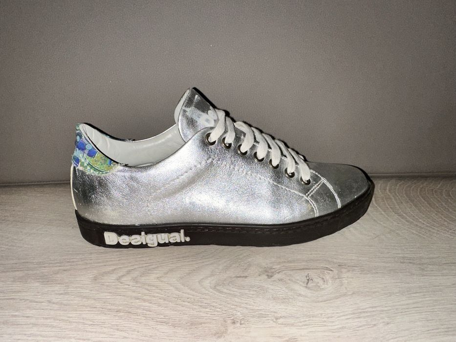 Обувки Desigual