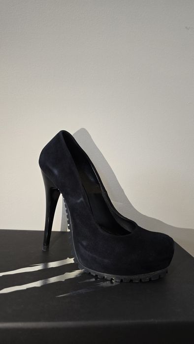 Обувки GiAnni с висок ток