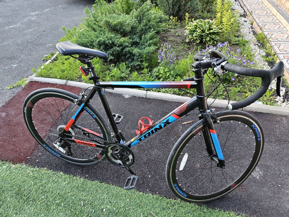 Велосипед шоссейный Тринкс
