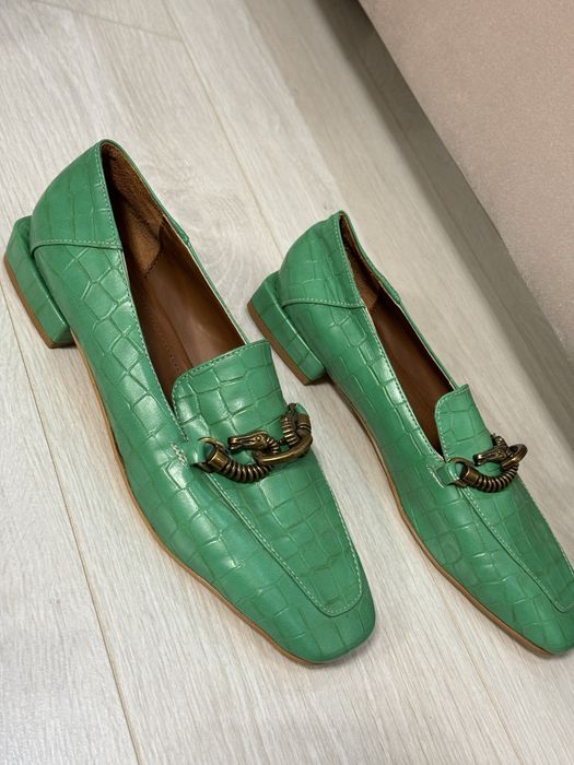 Женская обувь туфли