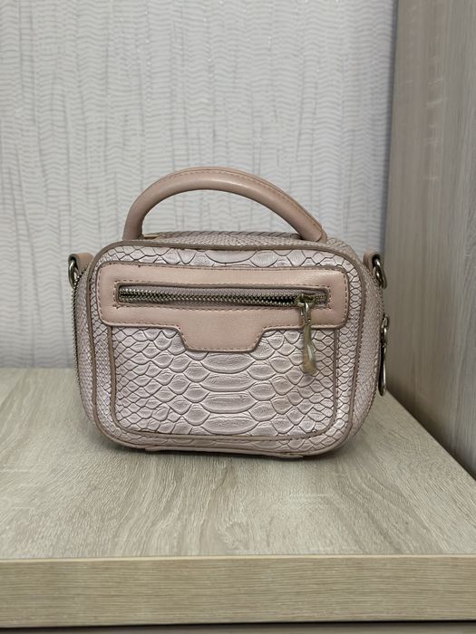 Сумки новые срочно