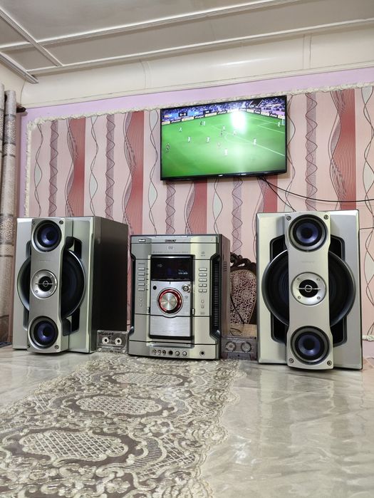 Orginal SONY 4600 watt bass bomba