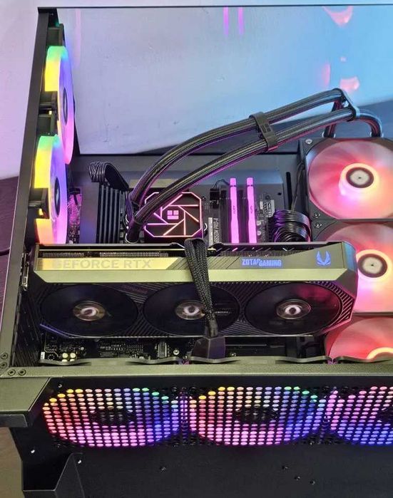 RTX 5070 12GB/Ryzen 7-7800X3D/RAM 32GB/SSD 1TB/Чисто Нов+Гаранция!