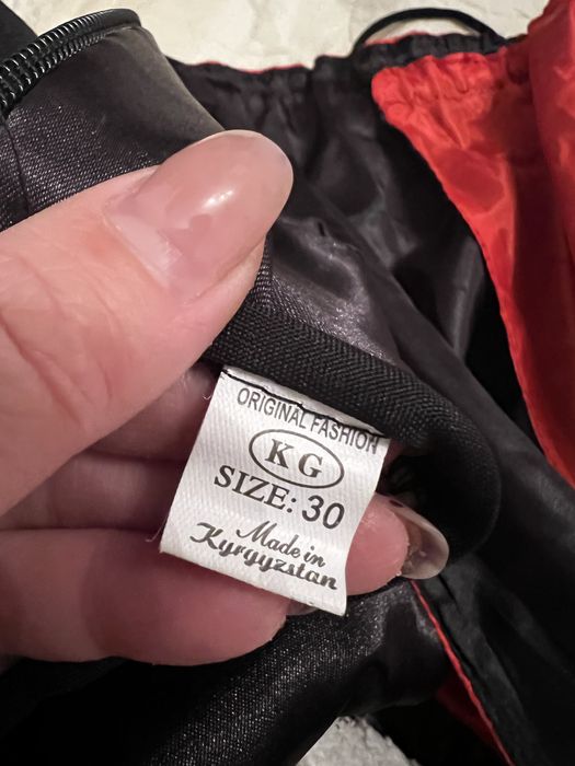 Продам косюм Зорры