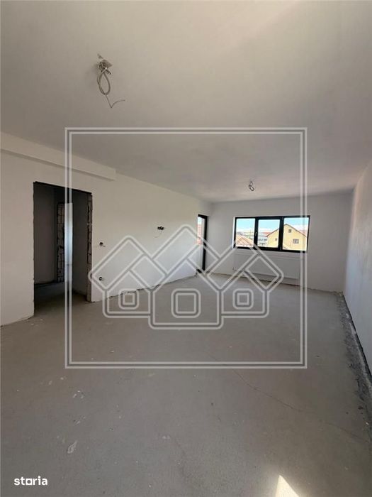 Ap cu 2 camere, balcon - 56 mp utili, balcon - Selimbar