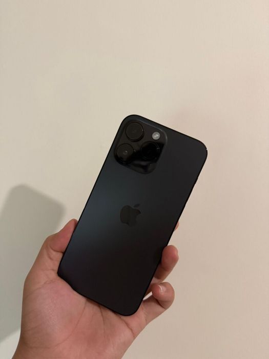 Продаётся Iphone 14 pro 128g в идеальном состаянии каробка документ