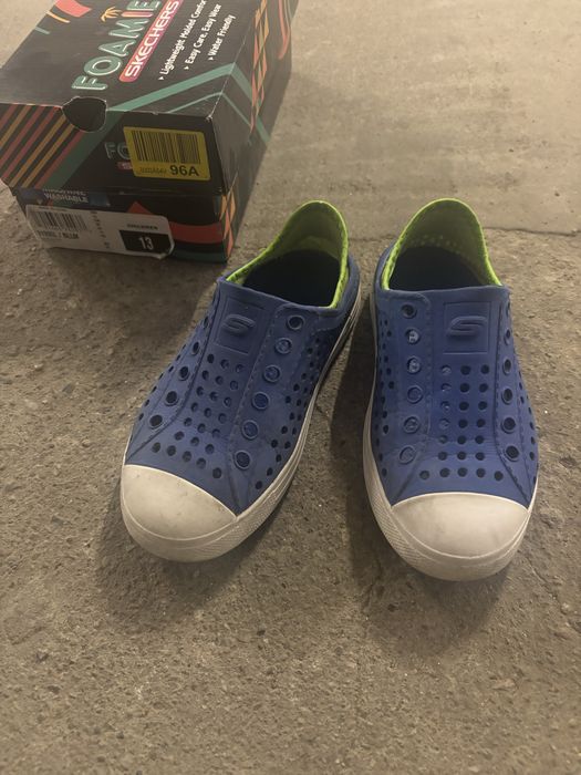 Papuci de cauciuc skechers marime 30