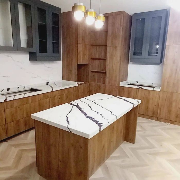 Кухонные Столешницы. Остров. Фартук Из Камня на заказ. Кварц. Мрамор