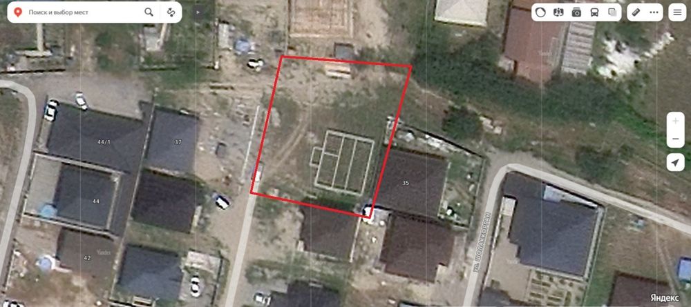 Продам участок м/р мадинет с фундаментом