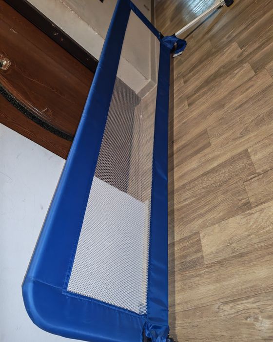 Bariera de protectie pentru pat