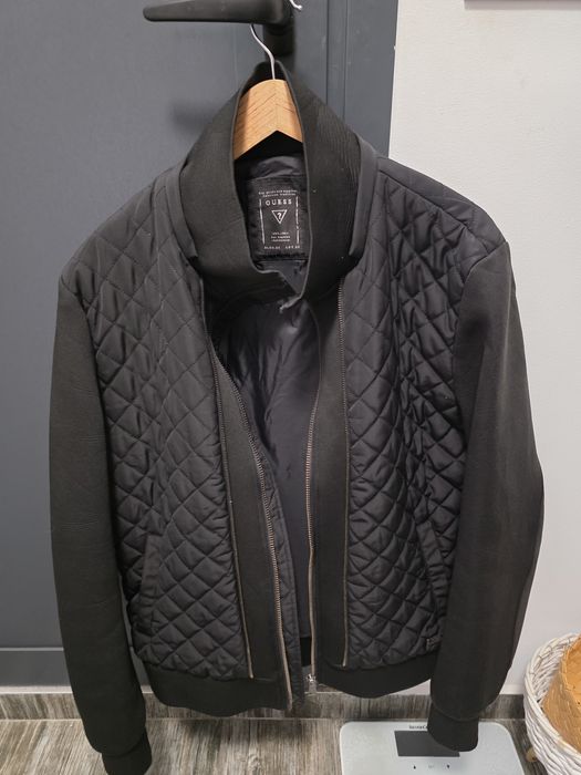 Зимно яке на Guess